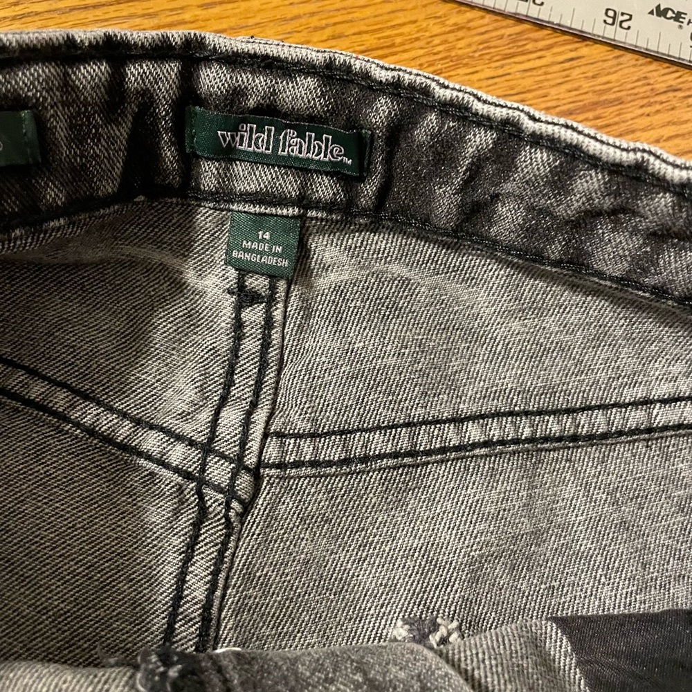 Button fly Black jeans shorts - Picture 9 of 10